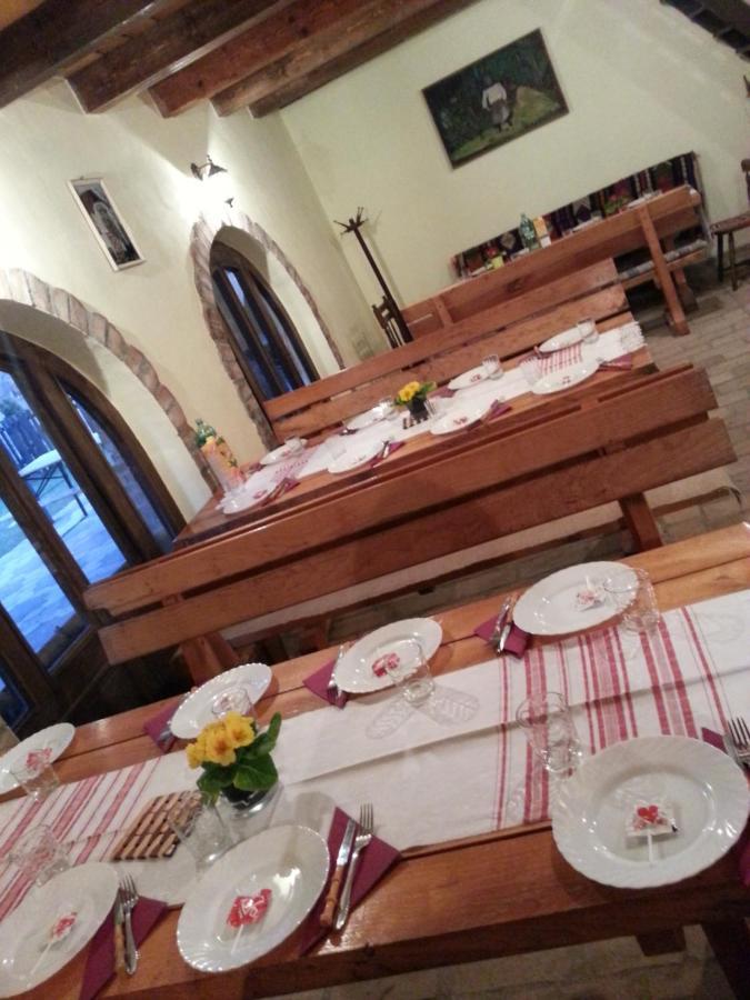 Gradiste Snasini Kucari Bed & Breakfast エクステリア 写真
