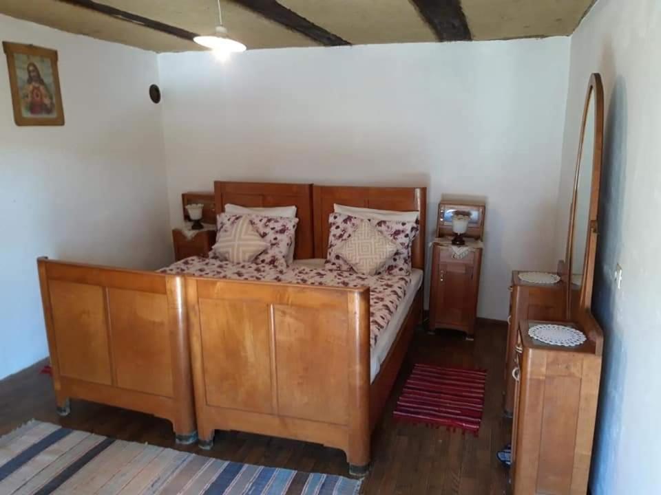 Gradiste Snasini Kucari Bed & Breakfast エクステリア 写真