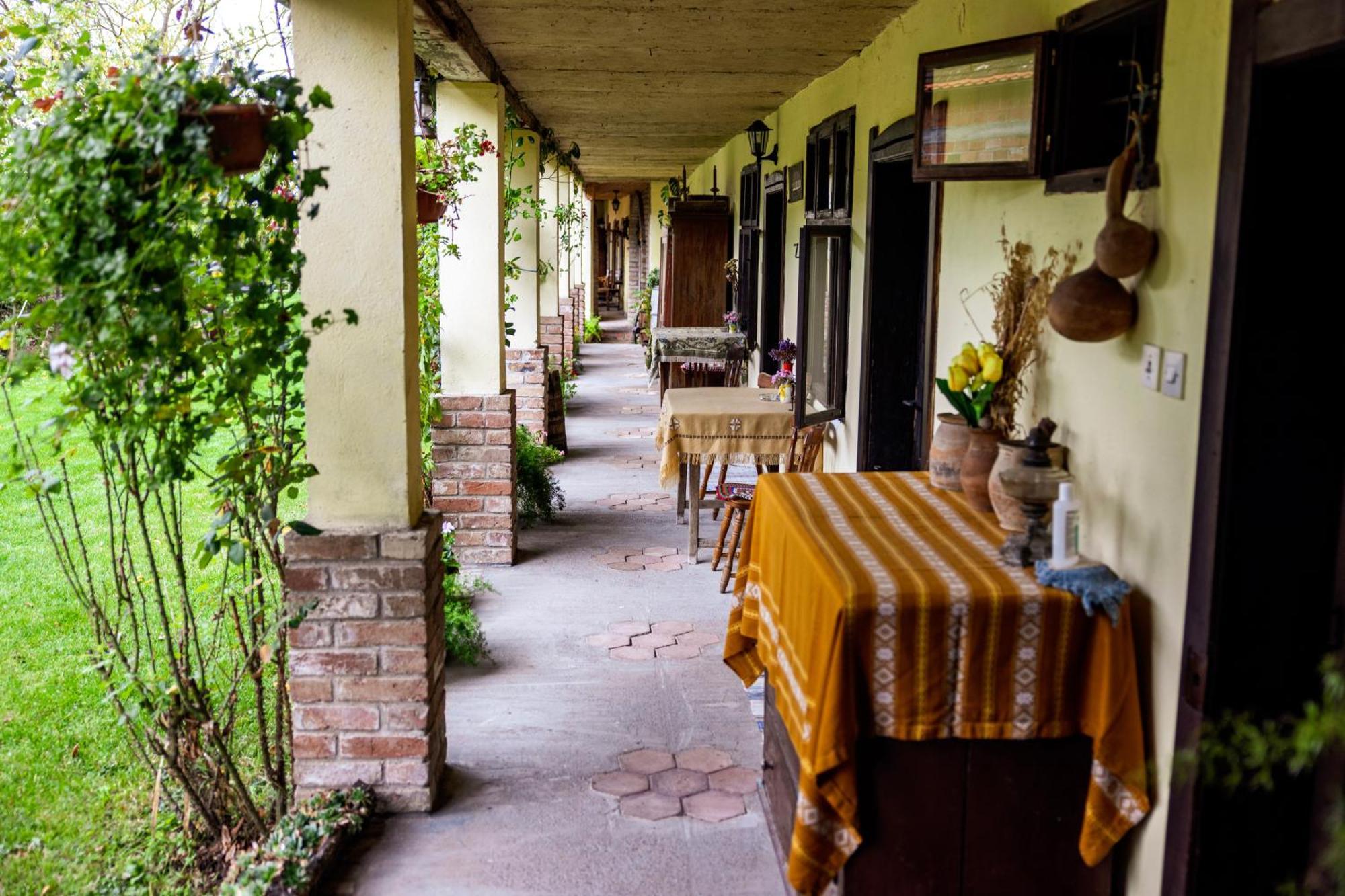 Gradiste Snasini Kucari Bed & Breakfast エクステリア 写真
